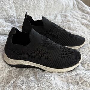 Danskin Black Slip-On Women’s Sneakers